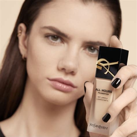 ysl all hours foundation spf 39|Altro.